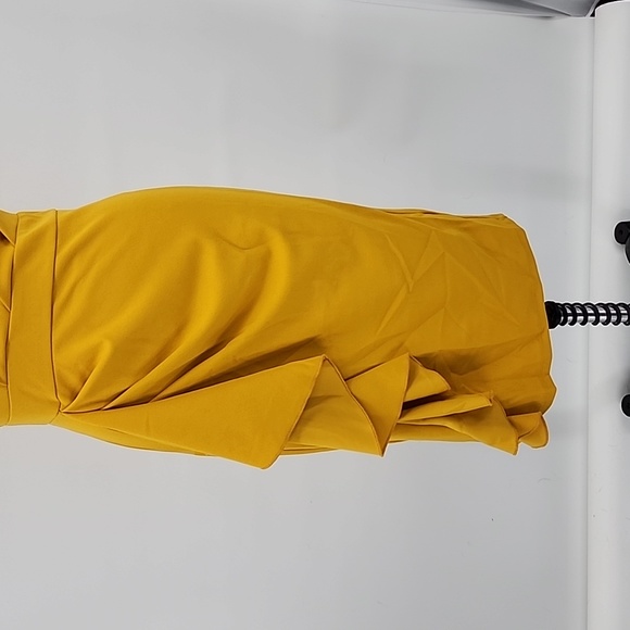 Miusol Ruffled Trim Slit Hem Midi Yellow Dress Size M - Picture 3 of 9